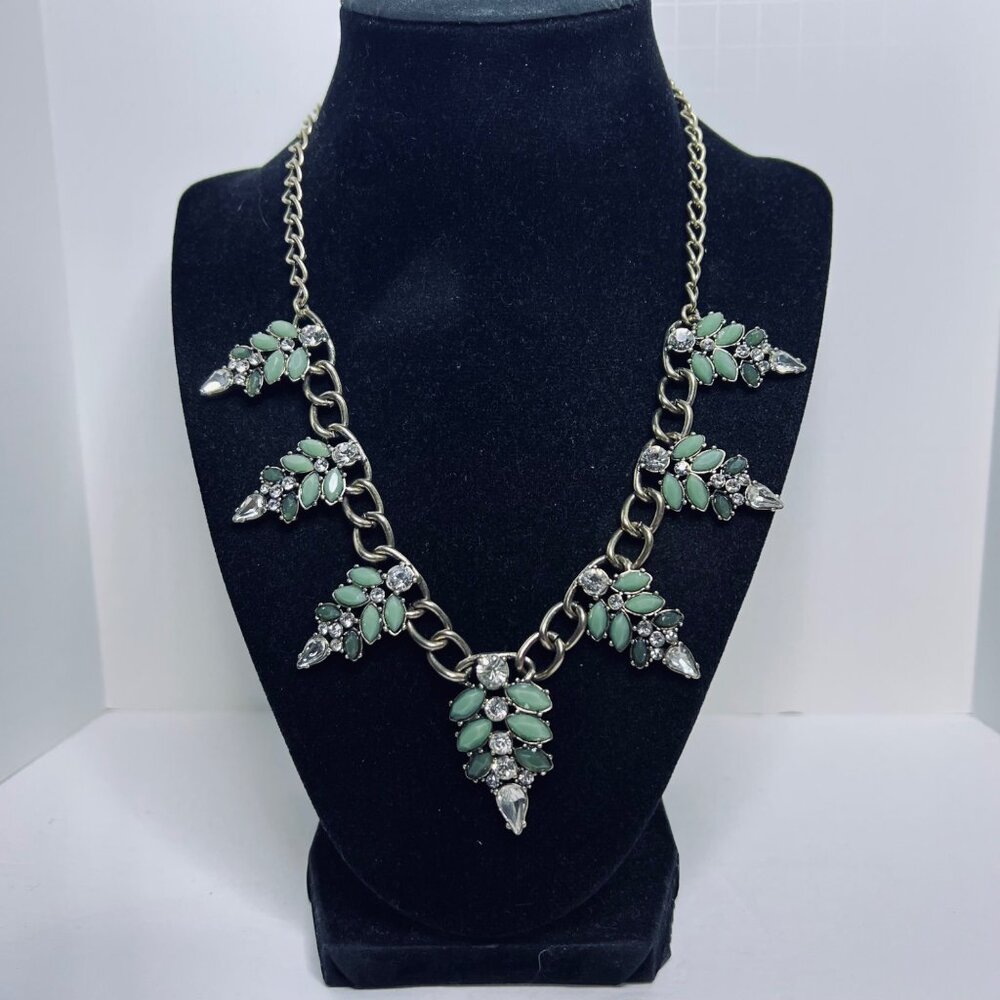Gold Tone, Faceted Two Tone Green And Clear Rhinestone Statement Necklace (5554)